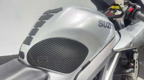 Suzuki SV650 SV650 2003 31K LONG MOT PERFECT A2 BIKE VTWIN SERVICED 650CC 41