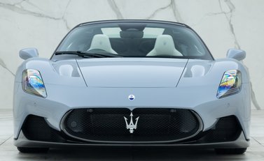 Maserati MC20 Cielo 10