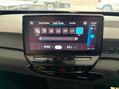 Volkswagen ID.3 Pro Performance 58kWh Life Auto 5dr 17