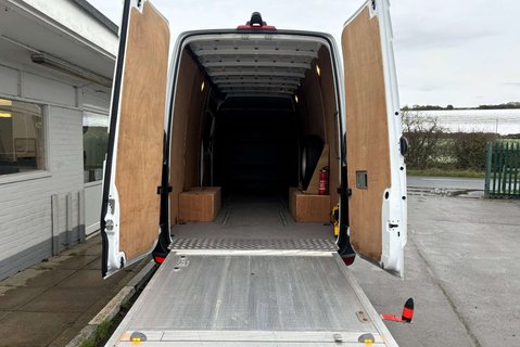 Mercedes-Benz Sprinter 516 Cdi 4x4 Lwb Hr Panel Van - Tail Lift / Air Con 14