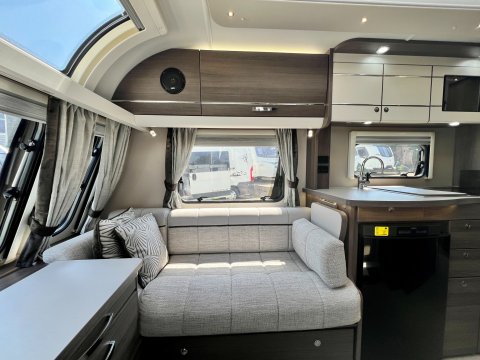 Elddis Affinity  550 14