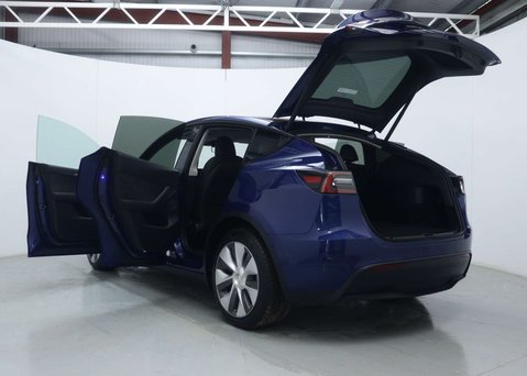 Tesla Model Y (Dual Motor) Long Range SUV 5dr Electric Auto 4WDE (384 bhp) 53