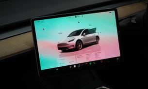 Tesla Model Y RWD TOW BAR Front PPF GROK AI Adaptive LEDs Heated Seats & Steering Wheel 21