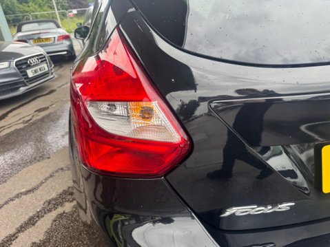 Ford Focus 1.6 Zetec Euro 5 5dr 12