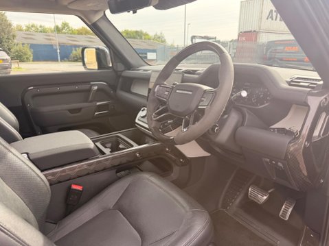 Land Rover Defender 3.0 P400 MHEV XS Edition Auto 4WD Euro 6 (s/s) 3dr 20