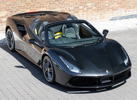 Ferrari 488 Spider 8