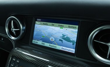 Mercedes-Benz SLS AMG 18