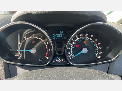 Ford Fiesta 1.0T EcoBoost Titanium Euro 6 (s/s) 5dr 8
