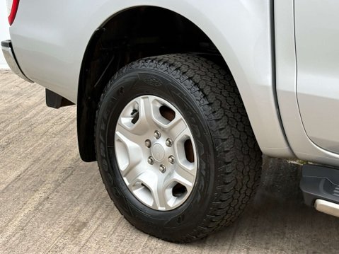 Ford Ranger 3.2 Ranger Limited Edition 4x4 Double Cab TDCi Auto 4WD 5dr 8