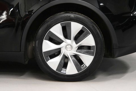 Tesla Model Y ModeL Y Long Range AWD 4WD 5dr 31