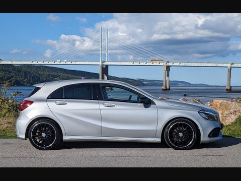 Mercedes-Benz A Class 2.1 A200d AMG Line (Premium) 7G-DCT Euro 6 (s/s) 5dr 4