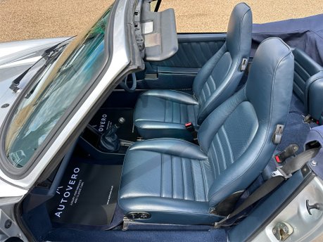 Porsche 911 CARRERA 3.2 CONVERTIBLE 55