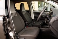 Volkswagen Up BLACK EDITION 19