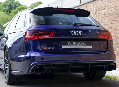 Audi RS6 Avant Performance 26