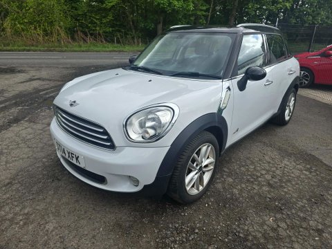 Mini Countryman COOPER D ALL4 2
