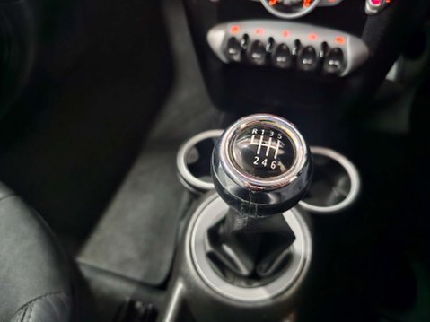 Mini Hatch 1.6 Cooper 3dr 55
