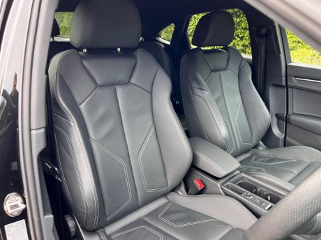 Audi Q3 1.5 TFSI CoD 35 Black Edition Sportback S Tronic Euro 6 (s/s) 5dr 21