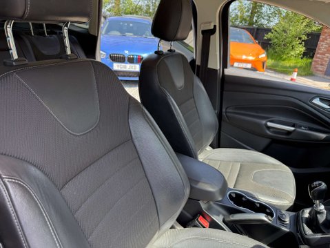 Ford Kuga 2.0 Kuga Titanium TDCi 5dr 75