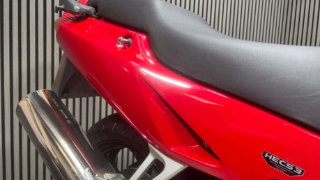 Honda VFR 2001 ONLY 13K FUEL INJECTED NON VTEC 1 OWNER NEW MOT 800CC 25