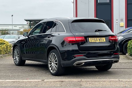 Mercedes-Benz GLC 2.0 GLC250 AMG Line SUV 5dr Petrol G-Tronic+ 4MATIC Euro 6 (s/s) (211 ps) 20