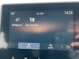 Renault Clio 1.0 Clio Iconic Bose TCe 5dr 38