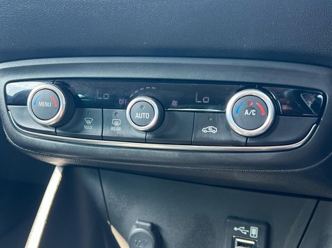 Vauxhall Crossland X ELITE NAV 32