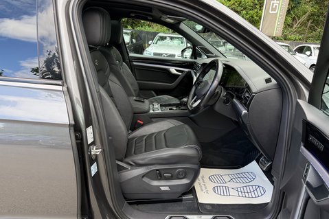 Volkswagen Touareg V6 BLACK EDITION TSI - DEMO +1 OWNER - FULL VW SERVICE HISTORY 23