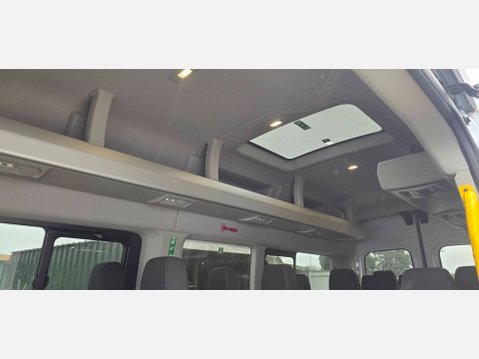 Ford Transit 460 TREND L4 H3 17 SEATER MINIBUS 2.0 TDCI 130ps EU6 23