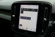 Volvo XC40 2.0 XC40 R-Design T4 Auto 5dr 28
