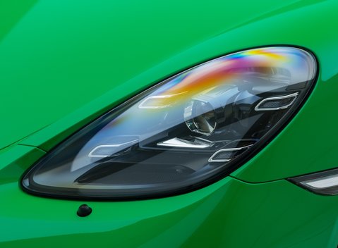 Porsche Cayman GT4 (718) 30