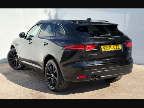 Jaguar F-Pace 2.0 F-PACE Chequered Flag AWD D Auto 4WD 5dr 39