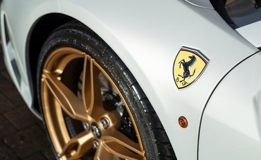 Ferrari 458 Speciale Aperta 31