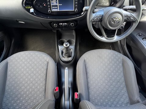 Toyota Aygo X VVT-I EDGE 60