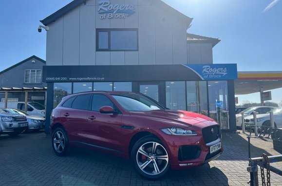 Jaguar F-Pace 3.0 V6 D300S AWD AUTO 2