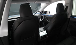 Tesla Model Y PREMIUM LONG RANGE AWD GROK AI Daimond Black Heated & Vented Seats 1 Owner 18