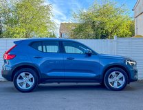 Volvo XC40 2.0 B3 Core Estate 5dr Hybrid Electric Auto Euro 6 (163 bhp) 6