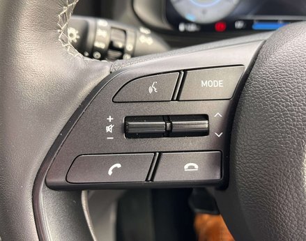 Hyundai BAYON 1.0 Bayon Ultimate TGDi MHEV Auto 5dr 60