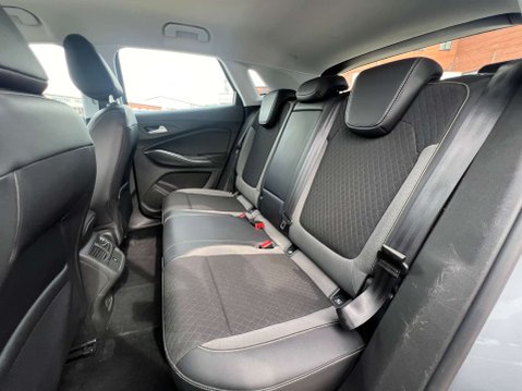 Vauxhall Grandland X 1.5 Grandland X Sport Nav TD S/S 5dr - *NATIONAL DELIVERY* 40