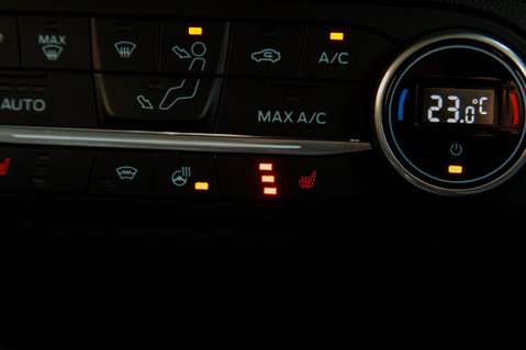 Ford Fiesta ACTIVE X 39