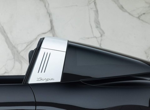 Porsche 911 Targa 4S (992) 27