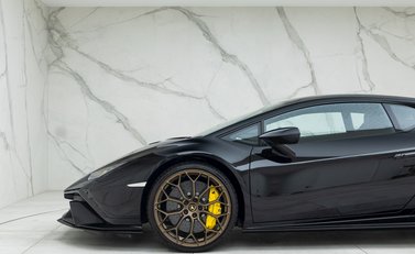 Lamborghini Huracan LP640-2 Tecnica 28