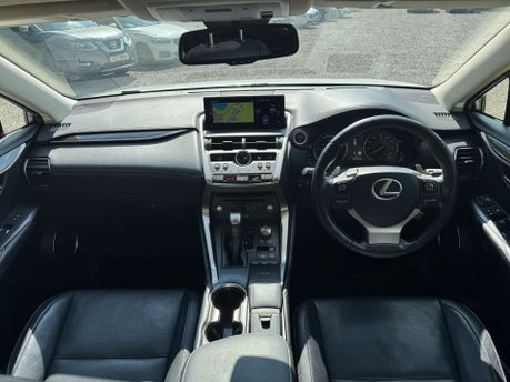 Lexus NX 2.5 NX 300h Takumi CVT 4WD 5dr 15