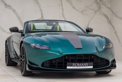 Aston Martin V8 Vantage Roadster F1 Edition