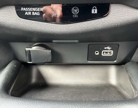 Nissan Juke 1.6 Juke Tekna HEV CVT 5dr 49