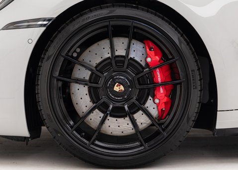 Porsche 911 CARRERA GTS (992) 