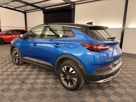 Vauxhall Grandland X 1.2 Turbo Sport Nav Auto Euro 6 (s/s) 5dr 50