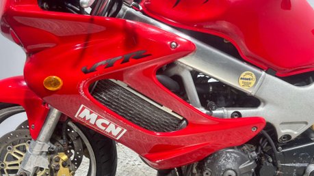 Honda VTR 1998 33K 1000CC VTWIN SPARES OR REPAIR / PROJECT BIKE SUPER SPORT 34