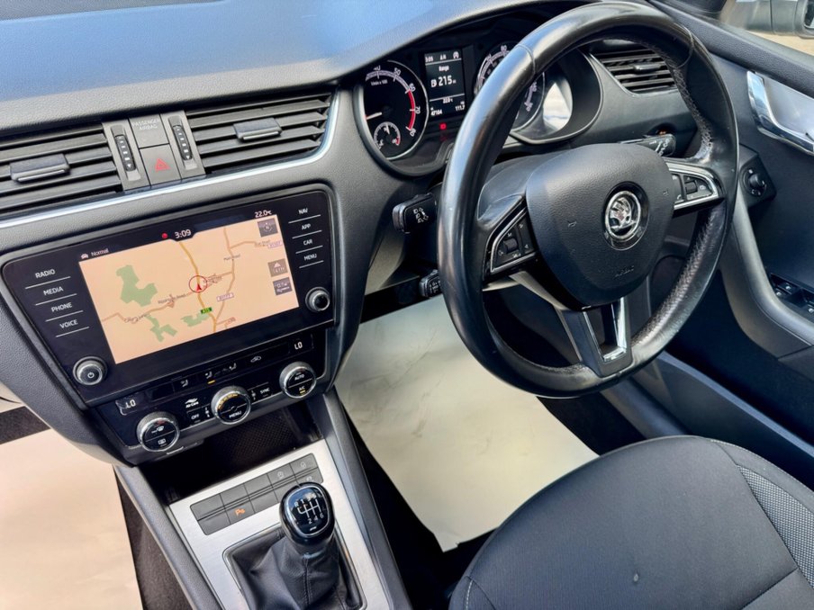 2018 Skoda Octavia — image 13