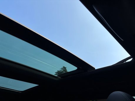 Mercedes-Benz V Class 2.0 V300d AMG Line MPV 5dr Diesel G-Tronic+ Euro 6 (s/s) LWB (237 ps) 29