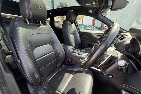Jaguar F-Pace 3.0 F-PACE V6 S AWD D Auto 4WD 5dr 26